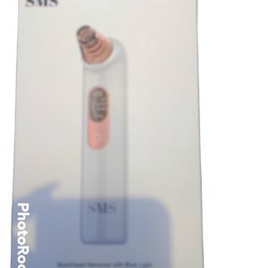 Blackhead remover with blue light